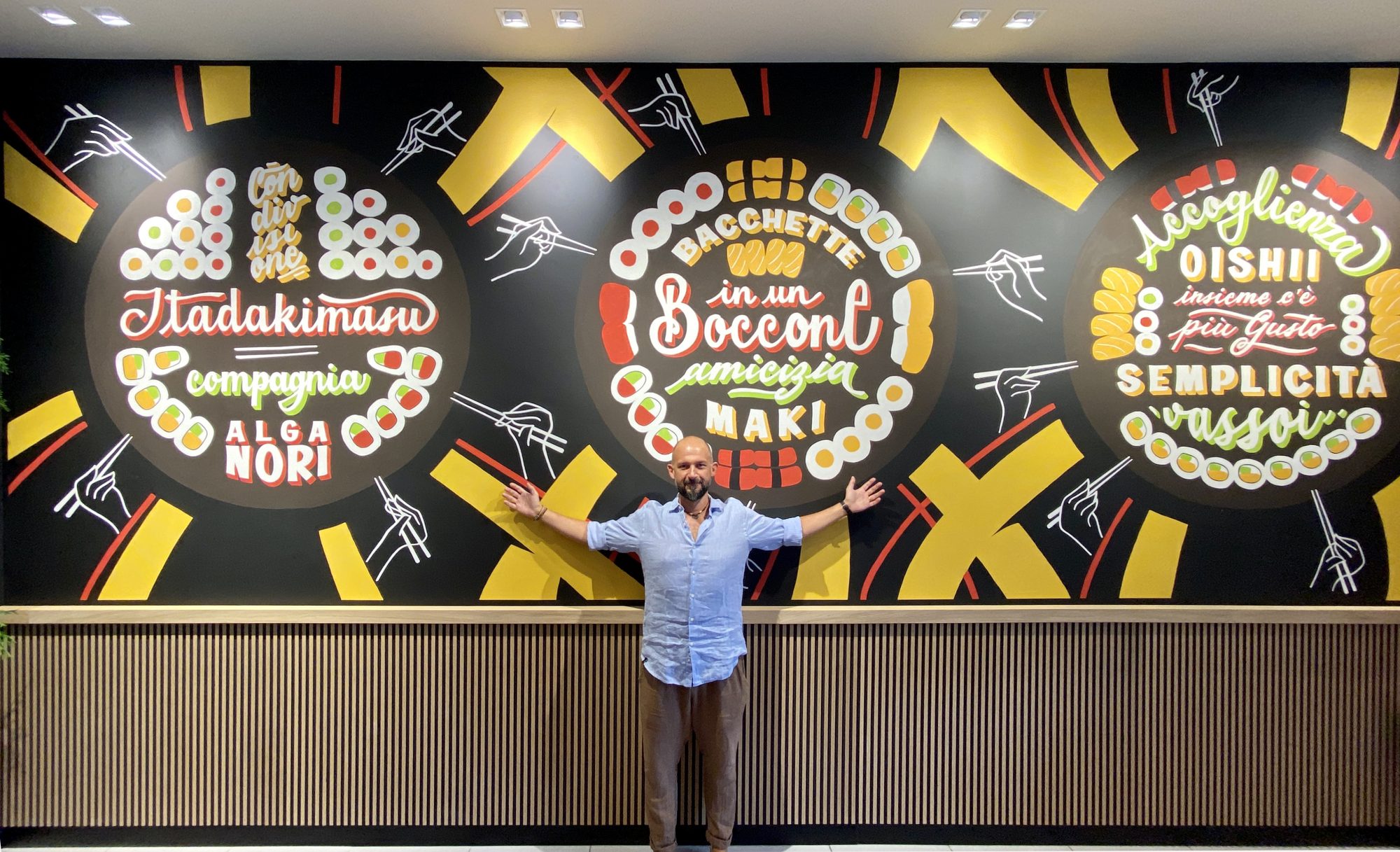 Murale lettering dipinto a mano su più pareti del ristorante Sushi King a Rimini